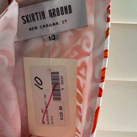 NWT Skirtin Around Tank - Picture 2 of 2